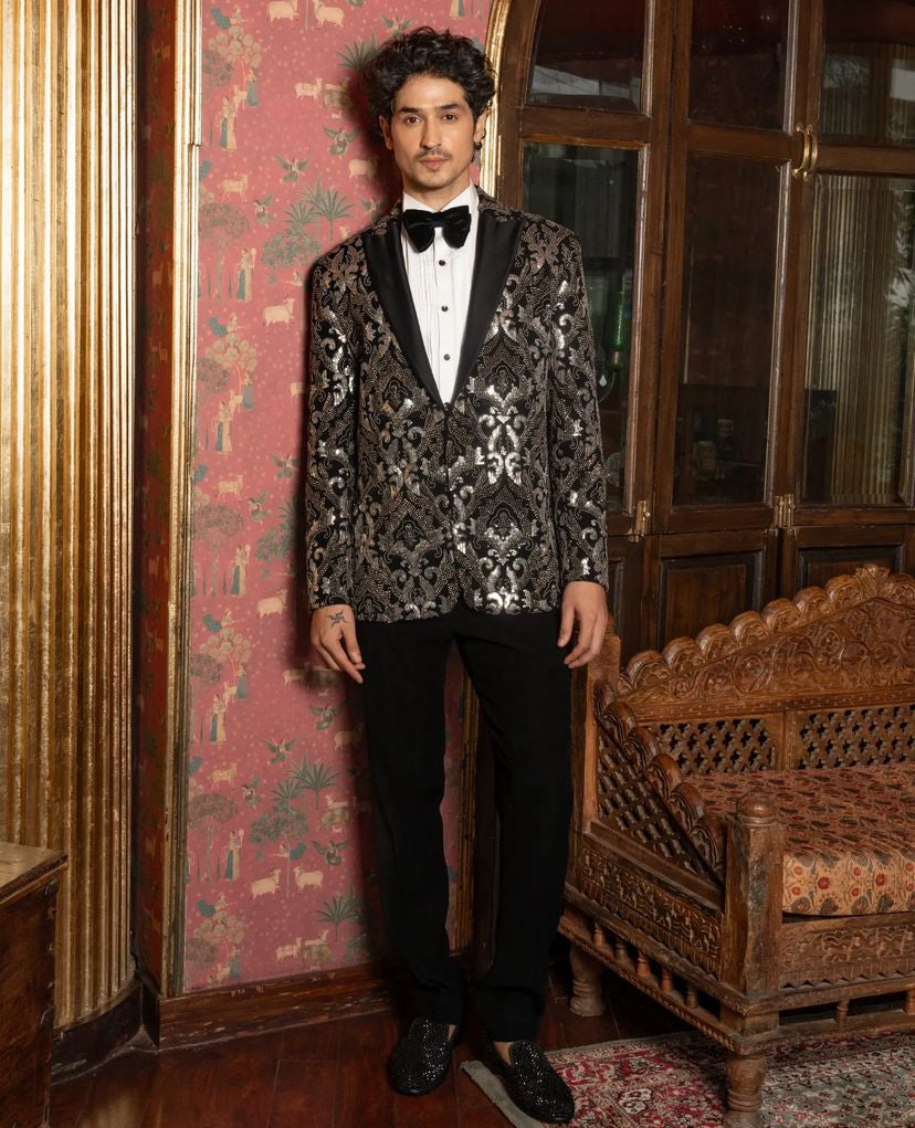 Super 150’s Black Vintage Tuxedo Super 150’s Black Vintage Tuxedo