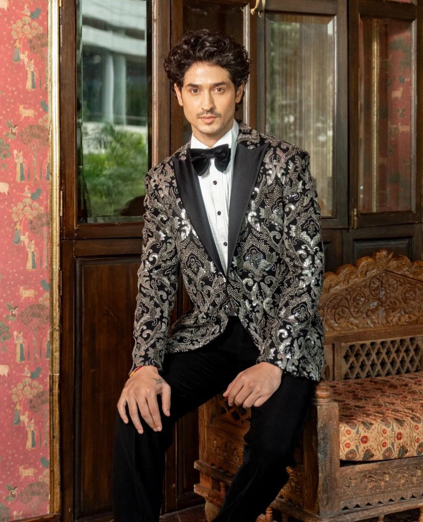 Super 150’s Black Vintage Tuxedo Super 150’s Black Vintage Tuxedo