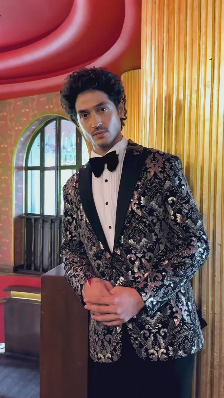 Super 150’s Black Vintage Tuxedo Super 150’s Black Vintage Tuxedo